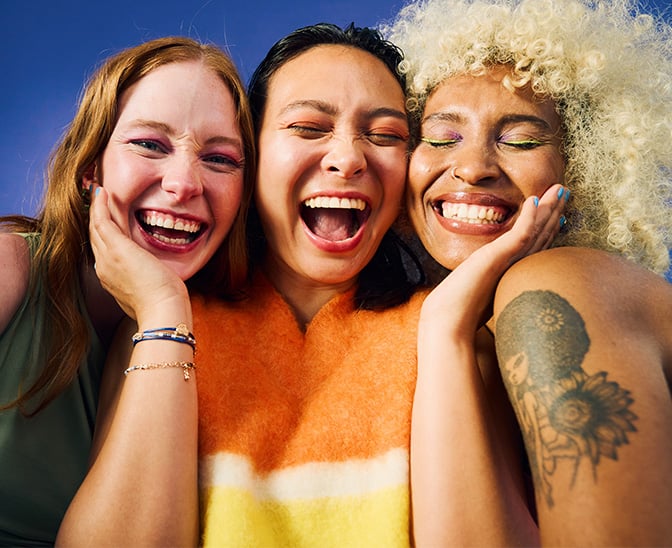 Kotex Lifestyle Image – A woman feeling confident and comfortable while using Kotex products
